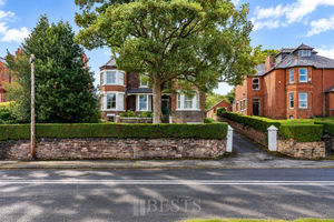 11 Weston Road